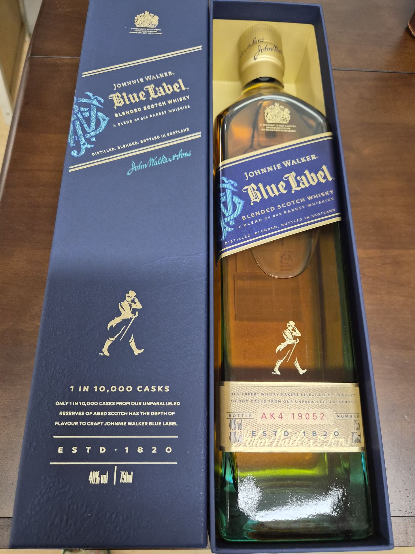 조니워커 블루 750ml 리뷰 1512 건 - 맛, 향, 가격, 구매 방법 | 데일리샷